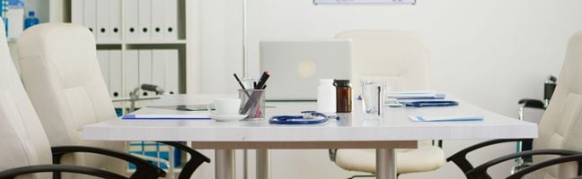 Enhancing Healthcare Efficiency: The Role of Modern IT Service Desks